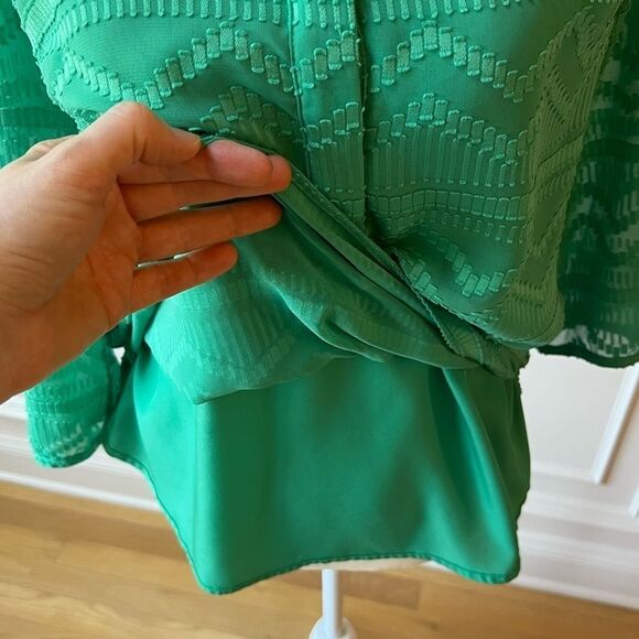Talbots Green Chevron 3/4 Sleeve Blouse - Picture 12 of 16